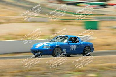 media/May-31-2025-CalClub SCCA (Sat) [[2c1a04e1ee]]/Qualifying/Group 5/Turn 4/